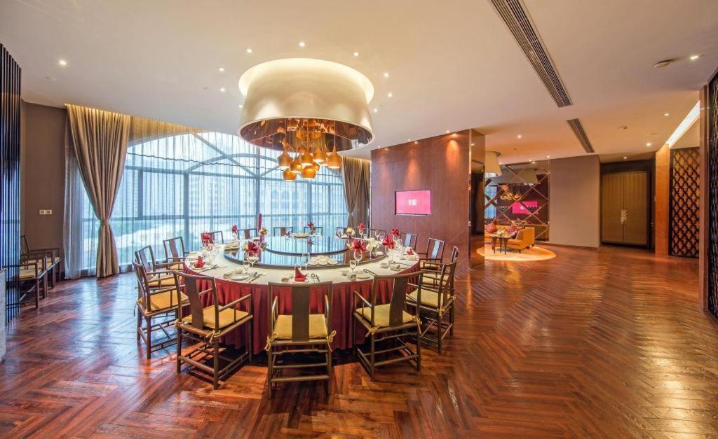 Maison New Century Hotel Dongguan Tung-kuan Exteriér fotografie