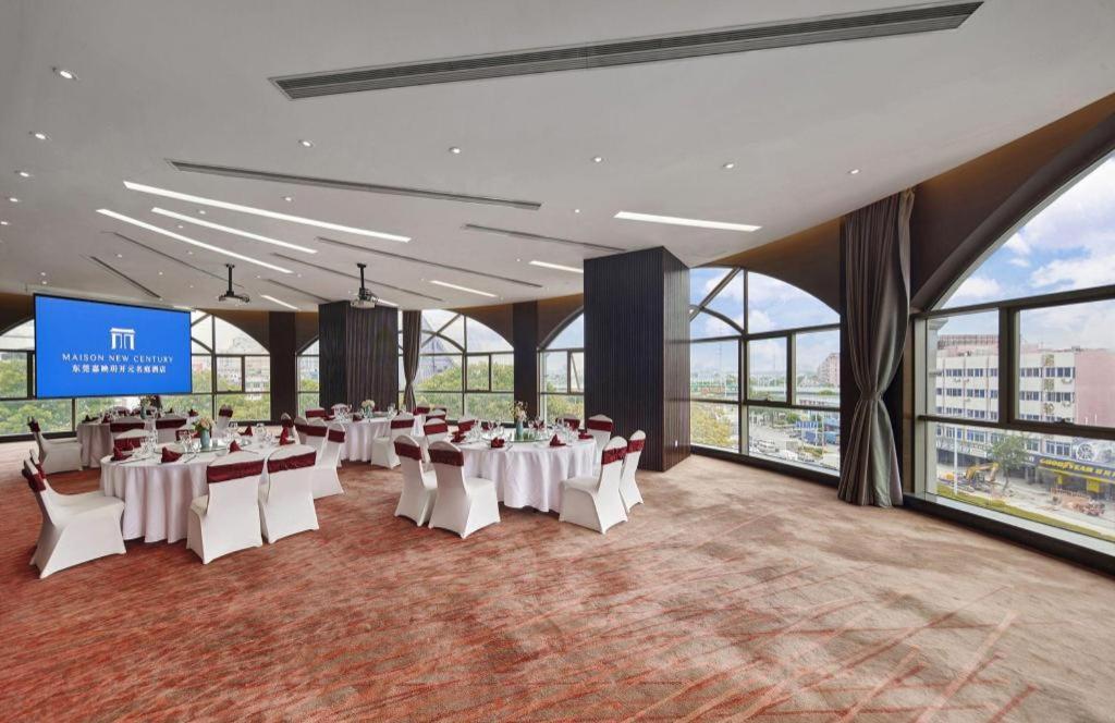 Maison New Century Hotel Dongguan Tung-kuan Exteriér fotografie